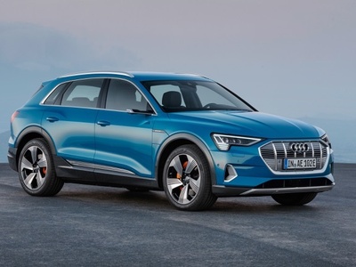 Audi e tron 01